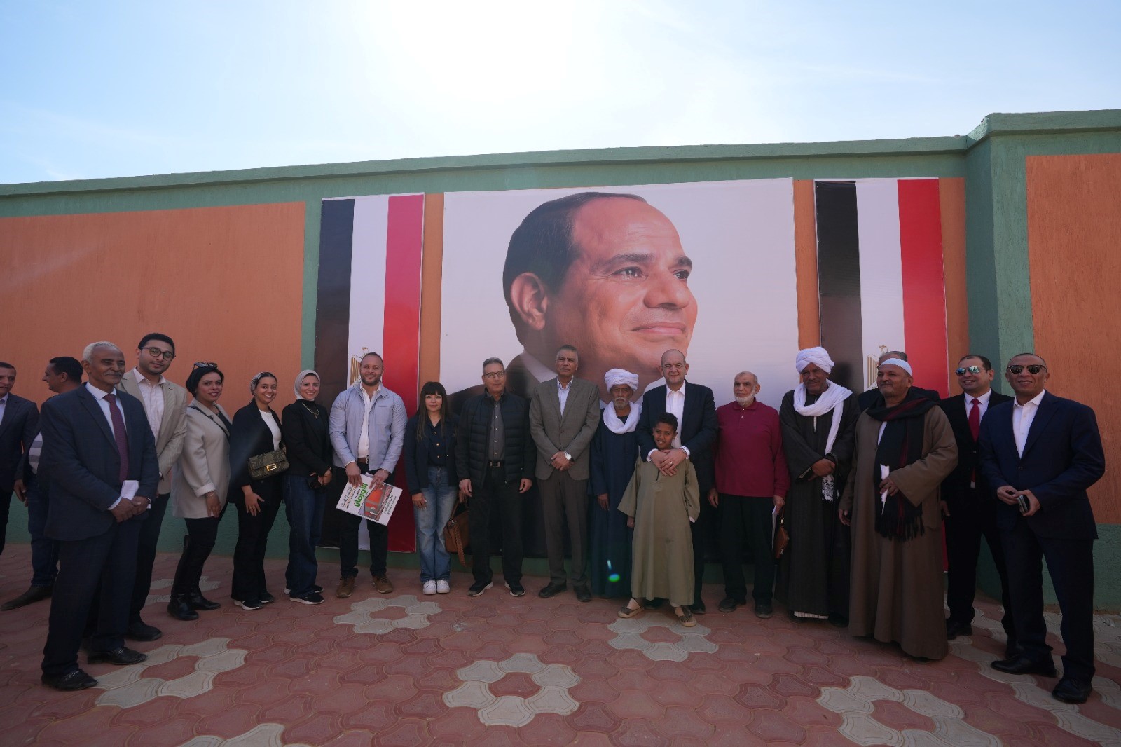 ضمن مسؤوليته المجتمعية.. البنك الأهلي المصري يدعم أهالي أسوان بوحدات سكنية ومشروعات إنتاجية