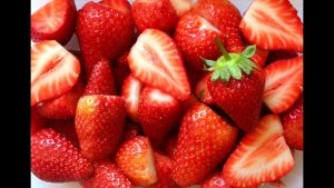 عاجل| السوق الأوزبكي يطلب الفراولة المصرية الطازجة.. نجاح زراعى جديد