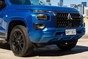 ميتسوبيشي L200، النافذة الإخبارية