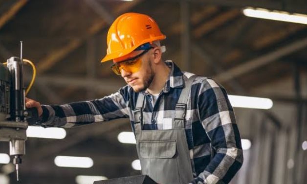 المشروعات المتوسطة والكبيرة، النافذة الإخبارية