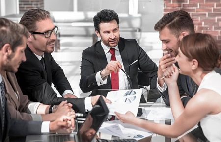 وظائف متنوعة، النافذة الإخبارية