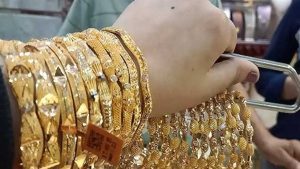 تعويضاً للخسائر الأسبوعية.. سعر الذهب يجدد صعوده بزيادة 70 جنيهاً مساء الجمعة أسعار الذهب، النافذة الإخبارية