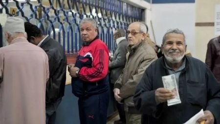 بدء صرف معاشات شهر مارس لـ 11.5 مليون مستحق غداً معاشات شهر مارس، النافذة الإخبارية