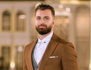 محمد خالد أبو القاسم، النافذة