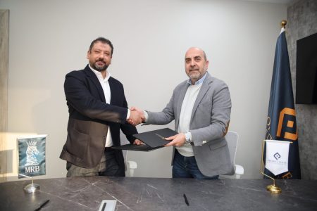 توقيع البروتوكول، النافذة