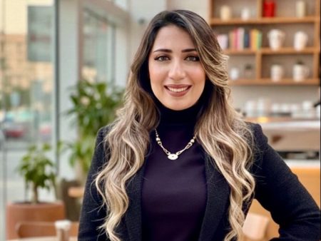 سعاد الدغيدي، النافذة