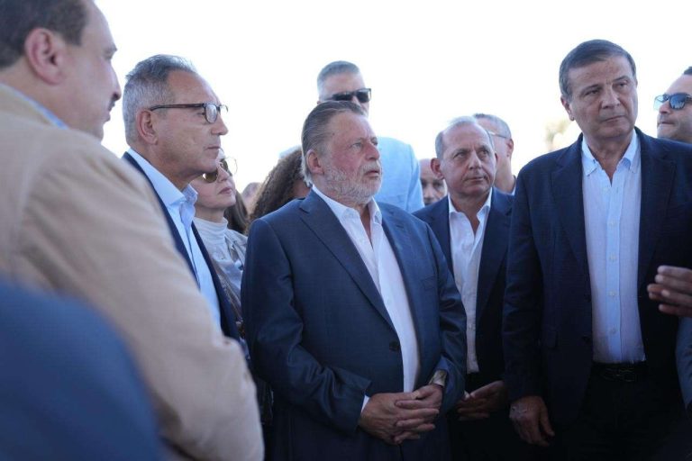 مراسم الزيارة بحضور كبار الشخصيات المصرفية والحكومية