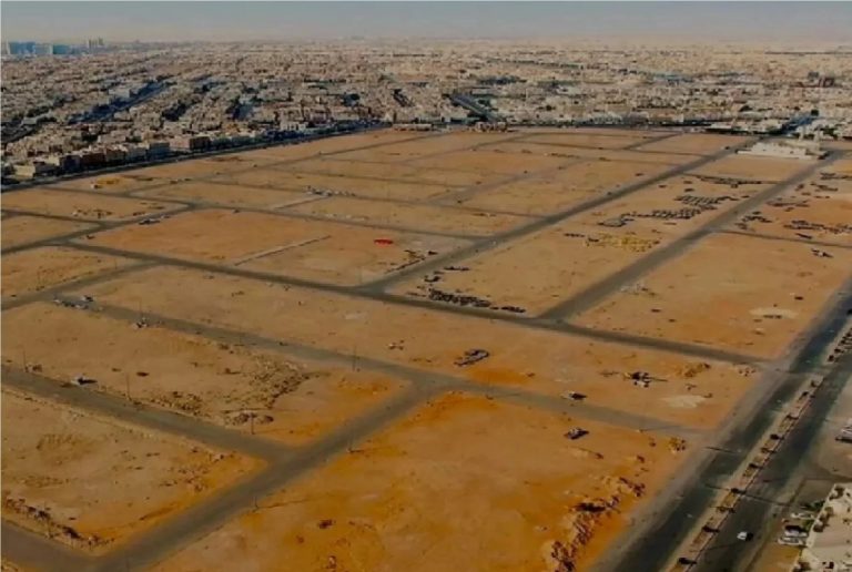 أراضي العبور الجديدة، النافذة الإخبارية