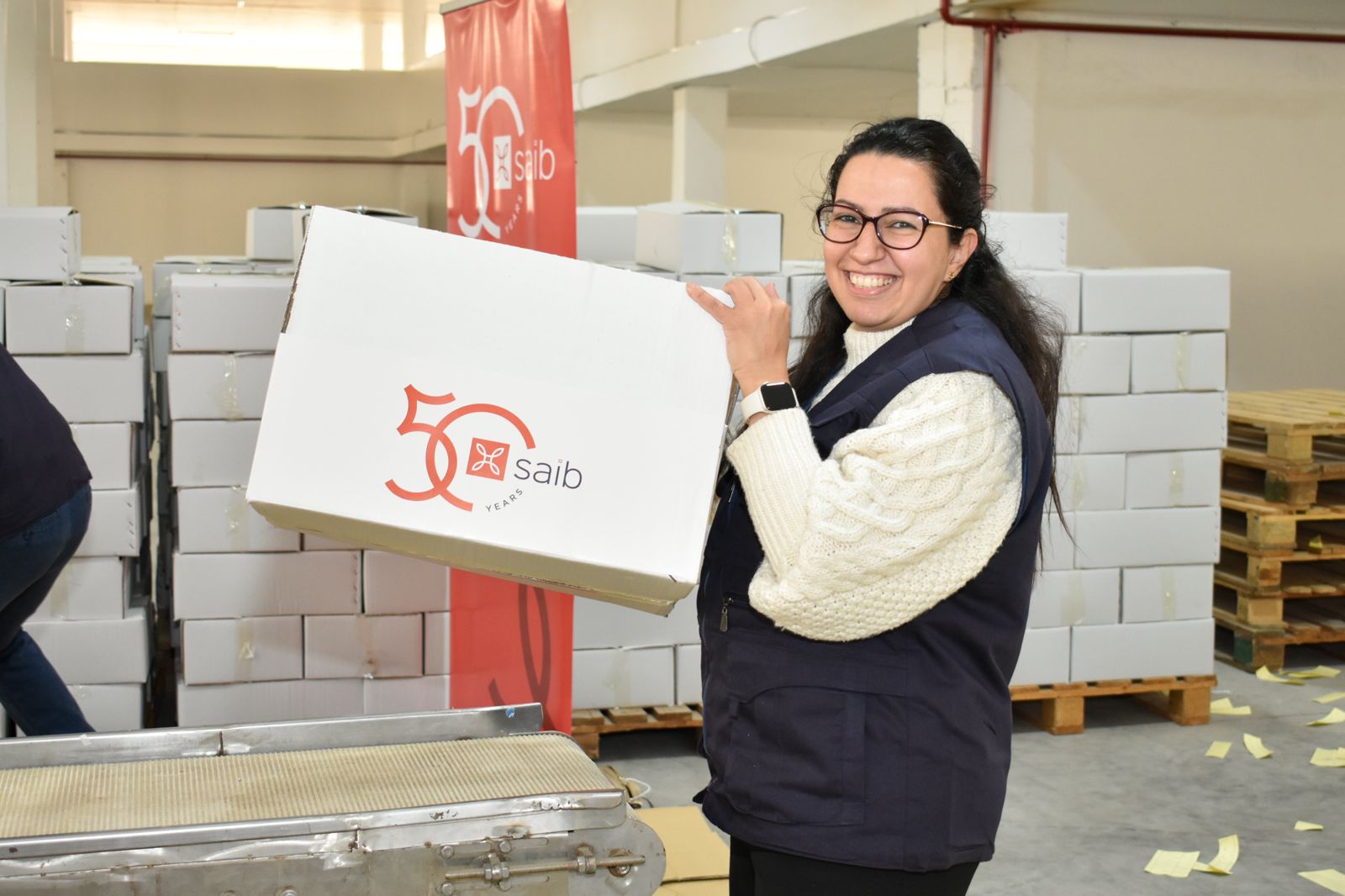 بنك saib يوزع كراتين رمضان بالتعاون مع جمعية الأورمان