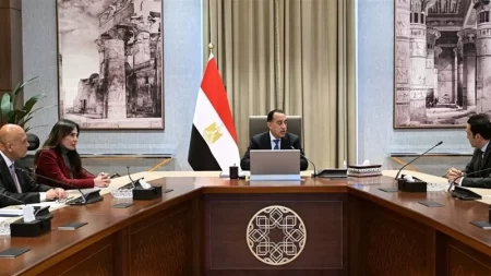 مدبولي يلتقي "سكاتك" النرويجية لمتابعة مشروعات الطاقة المتجددة وفرص التوسع في مصر