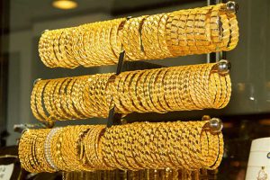 الذهب، النافذة