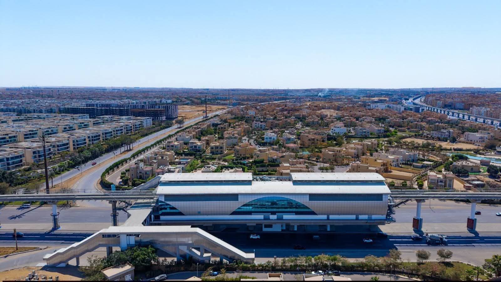 بشرى للمصريين في العيد.. الرئيس السيسي يفتتح "مونوريل شرق النيل" بطول 56.5 كم (التفاصيل الكاملة)