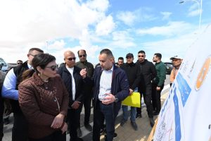 جولة وزيرة الإسكان في العلمين، النافذة