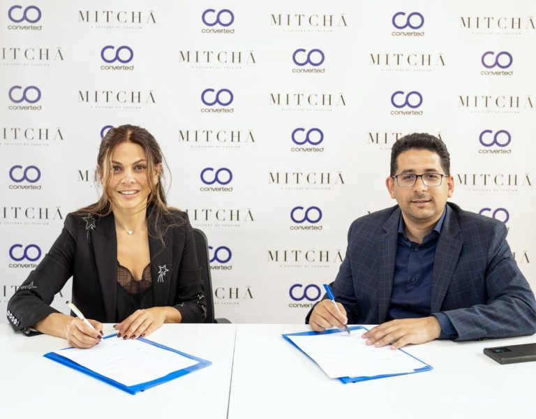 «كونفرتد Converted» تستحوذ على منصة «ميتشا Mitcha» لتعزيز منظومة الإعلانات المدعومة بالذكاء الاصطناعي في مصر والمنطقة مراسم توقيع البروتوكول، النافذة