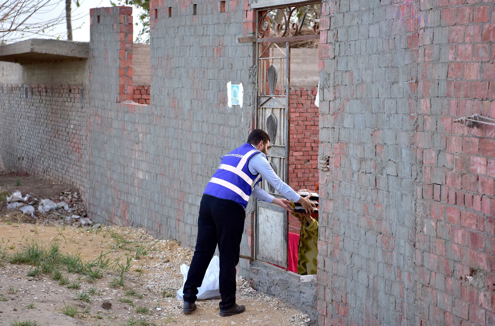 تحت رعاية البنك المركزي.. بنك قناة السويس يوقع بروتوكول تعاون مع «مؤسسة صنّاع الحياة مصر» لتوزيع 200 ألف وجبة بالجيزة