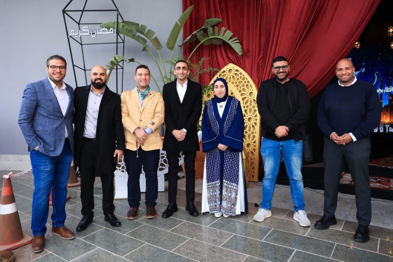 حفل الافطار لشركة السلمانية جروب، النافذة