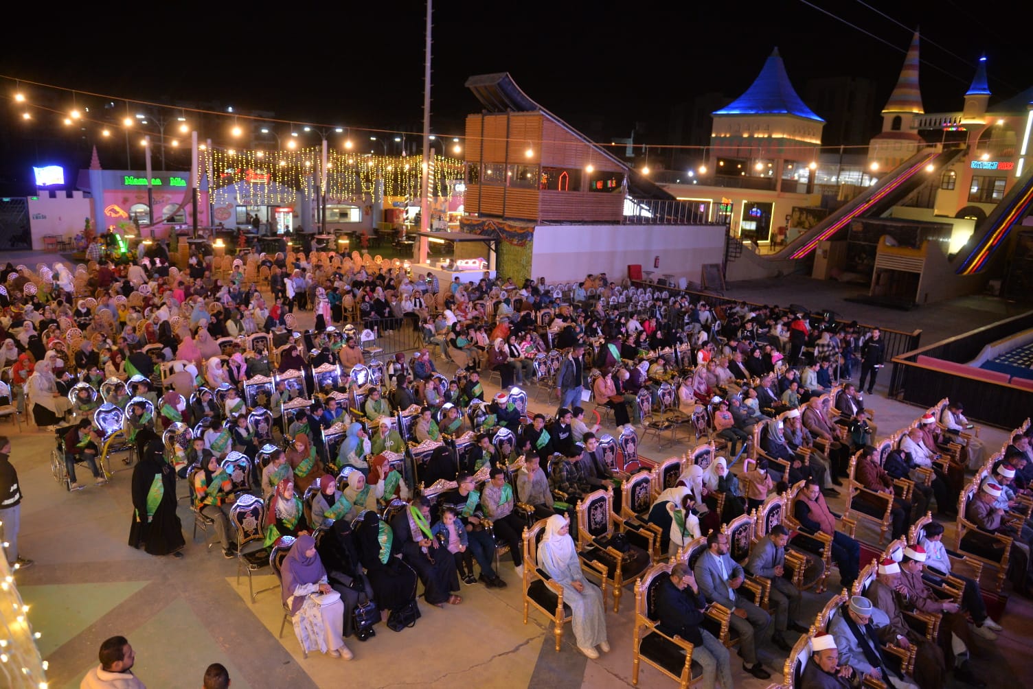 «أسيوط الجديدة» تحتفي بحفظة القرآن الكريم وتكرم المتميزين في الأنشطة الثقافية والرياضية (صور)