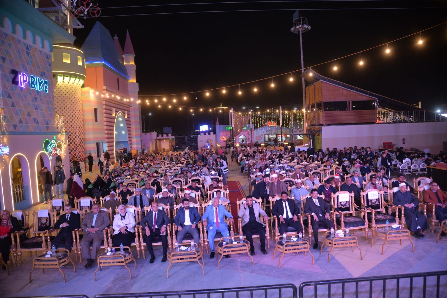 «أسيوط الجديدة» تحتفي بحفظة القرآن الكريم وتكرم المتميزين في الأنشطة الثقافية والرياضية (صور)