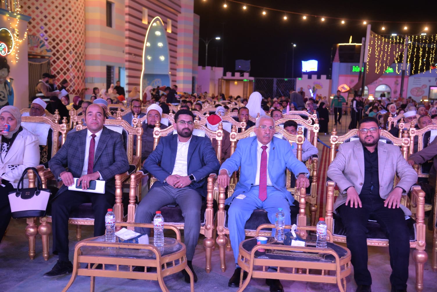 «أسيوط الجديدة» تحتفي بحفظة القرآن الكريم وتكرم المتميزين في الأنشطة الثقافية والرياضية (صور)