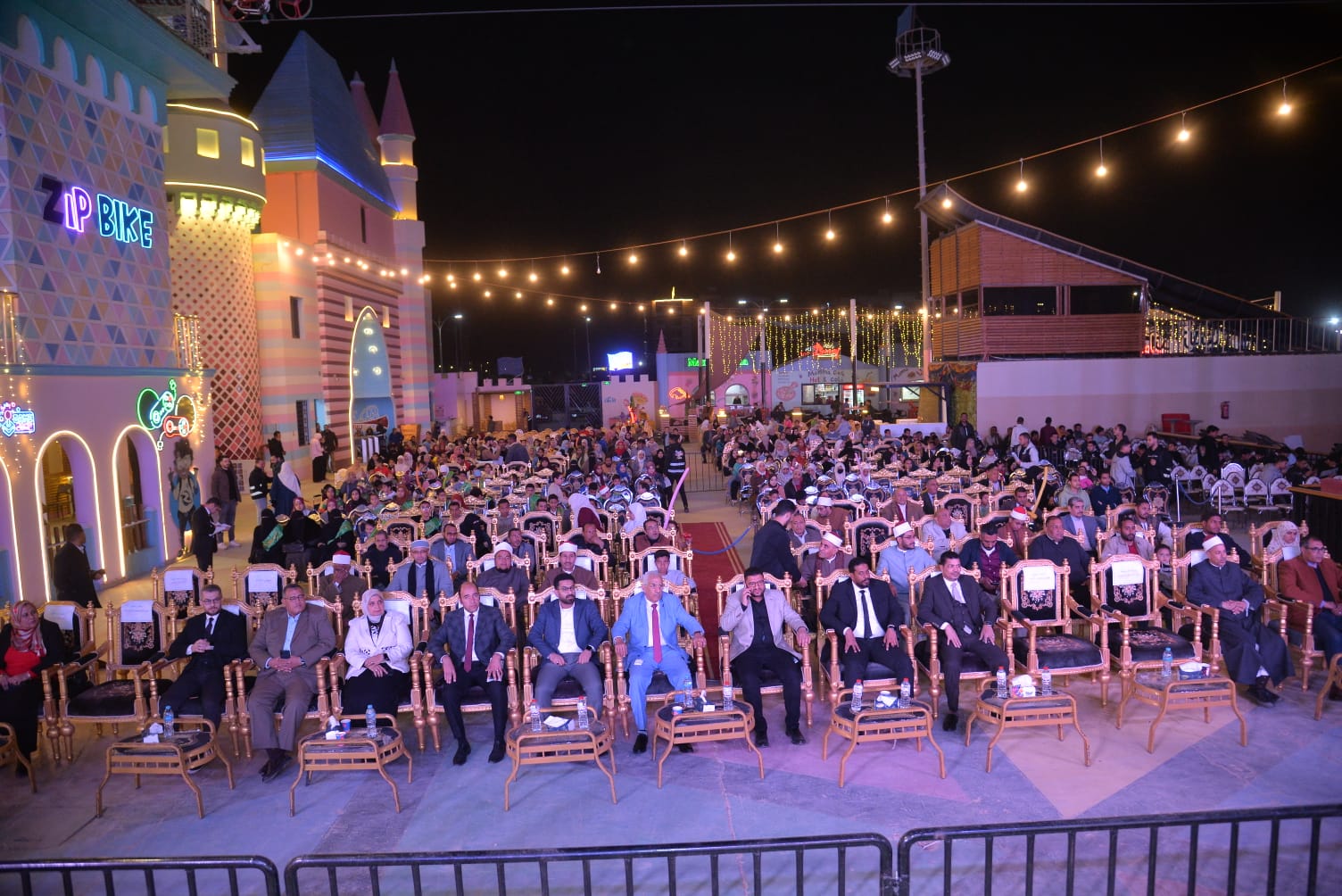 «أسيوط الجديدة» تحتفي بحفظة القرآن الكريم وتكرم المتميزين في الأنشطة الثقافية والرياضية (صور)