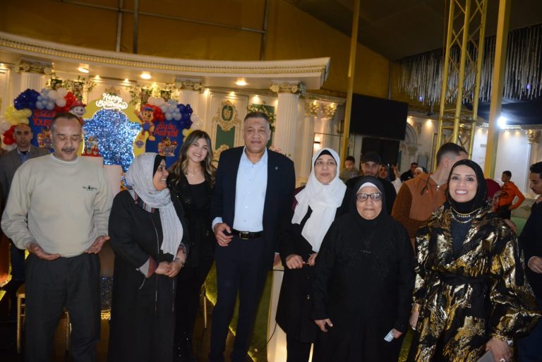 للعام الرابع.. “غرفة القاهرة” تُجدد روح المودة في إفطارها السنوي وتهدي موظفيها 4 رحلات عمرة الافطار السنوي لغرفة القاهرة، النافذة