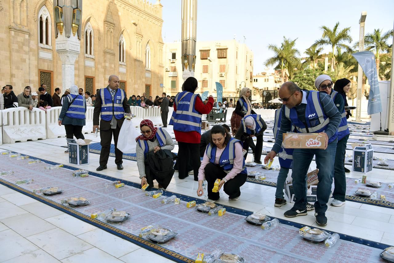 بنك قناة السويس يشارك في مبادرة إفطار صائم بتكية آل البيت لتوفير 11.7 ألف وجبة ضمن جهوده المجتمعية في رمضان
