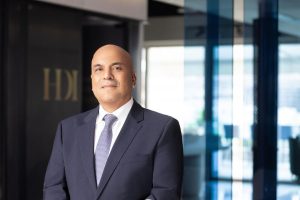 تصريحات أمجد حسنين: السوق العقاري المصري يحافظ على توازنه وزيادات تدريجية مرتقبة دون صدمات سعرية