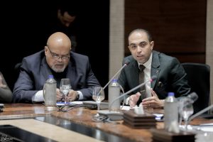 ماير جرجس، النافذة