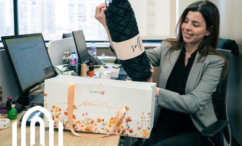 بنك القاهرة يحتفل بموظفاته في عيد الأم تحت شعار "دايمًا أنتِ الحكاية" 6 بنك القاهرة يحتفل بموظفاته في عيد الأم تحت شعار "دايمًا أنتِ الحكاية"